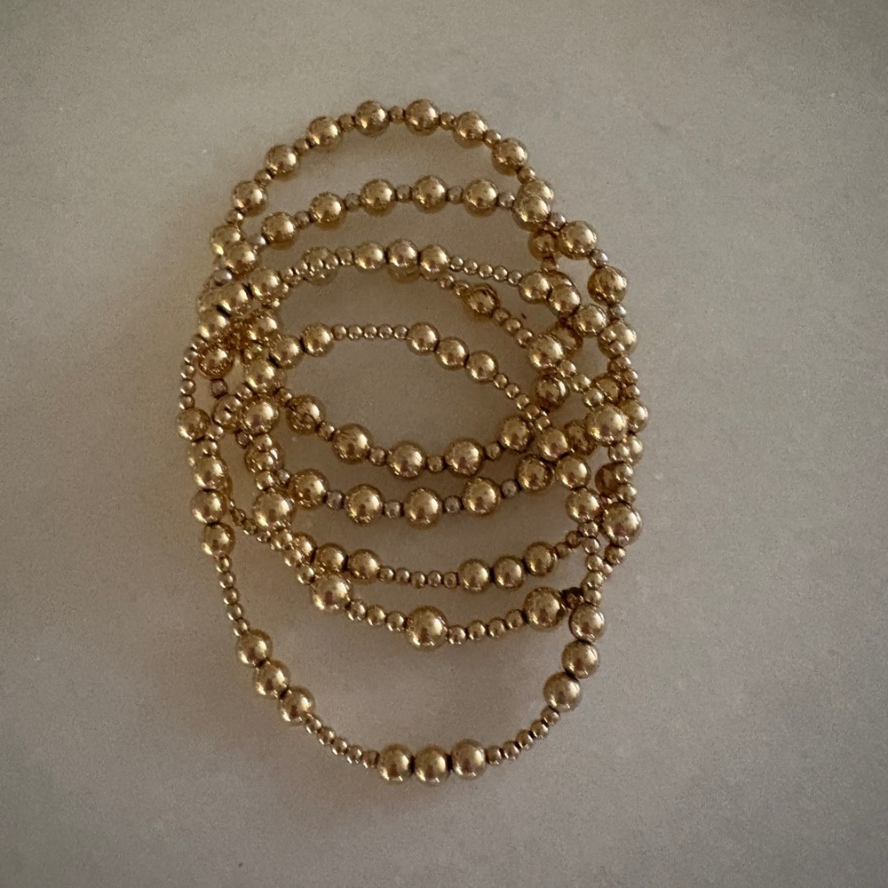 Gold Minimalist Necklace with Lustrous Beads